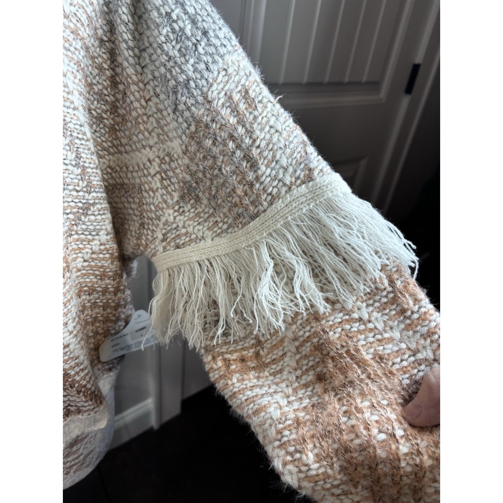 Angie Ombré Fringe Sweater‎ Women's Long Sleeves M Tribal  Southwest Chunky NWT - Picture 2 of 13